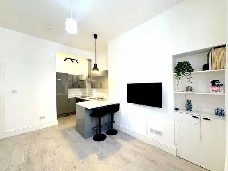 1 Bedroom Apartment For Sale Glasgow West End