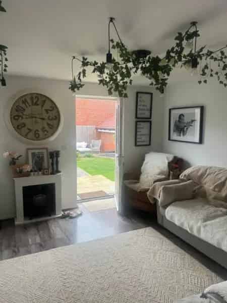 Beautiful 3-Bedroom New Build House in Quiet Cul-de-Sac