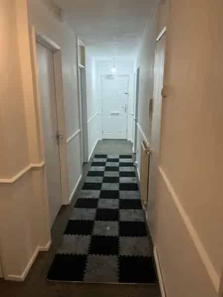 3 Bed Flat Chadwell St Mary Relocating to Clacton on Sea
