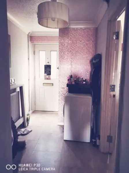 Flat For Rent in East Hertfordshire, England