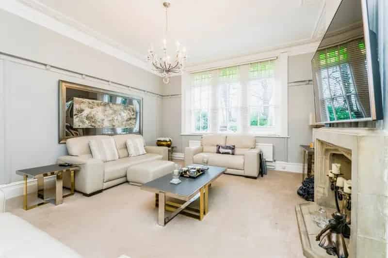 Stunning Lisvane Semi-Detached House with Reservoir Views