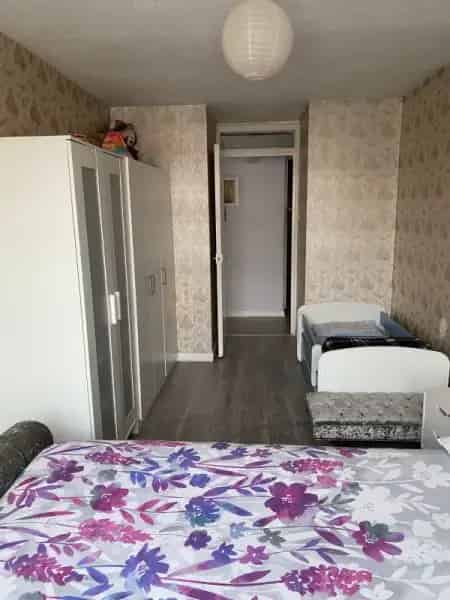 1 Bedroom Flat Near Clapham Junction Station
