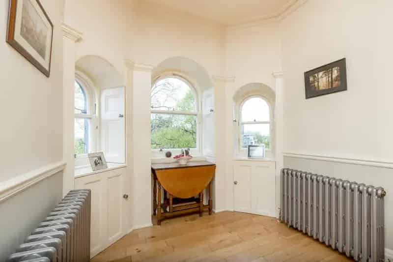 3 Bedroom Flat for Sale West End Edinburgh