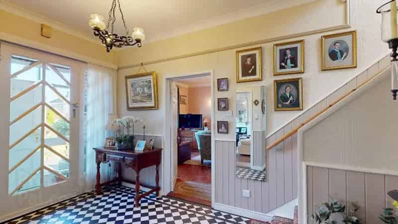Spacious Detached Property with Outbuildings and Home Working Potential