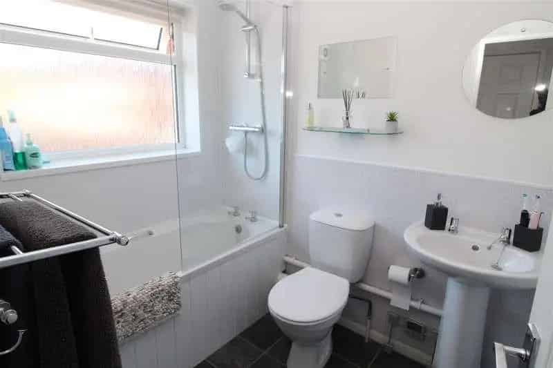 1 bed flat for sale