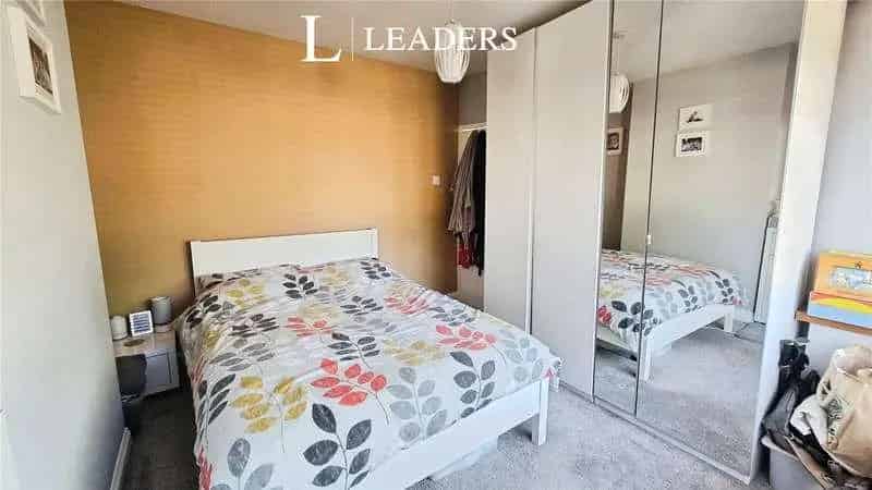 3 Bed Semi-Detached House for Sale - Garage & Garden