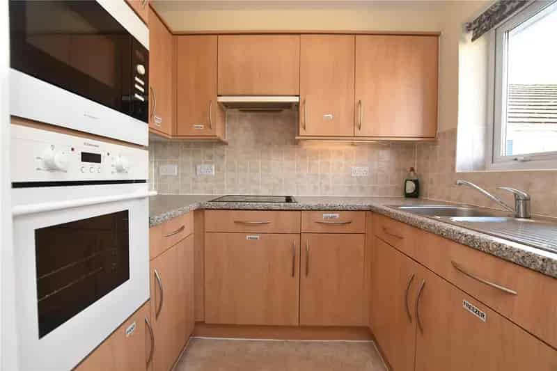 Flat For Sale , Leeds, England