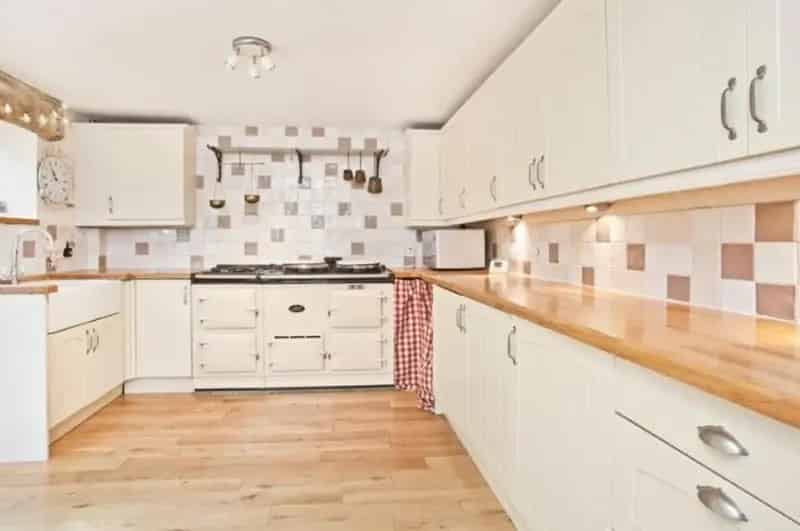 5 Bedroom House for Sale in Cawood, Selby