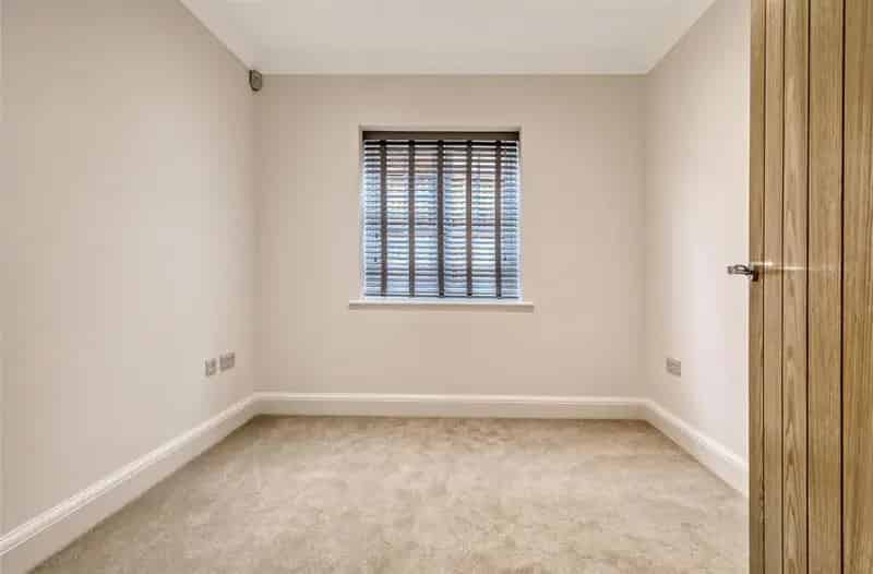 5 Bedroom Detached House for Sale Near Shenfield Station