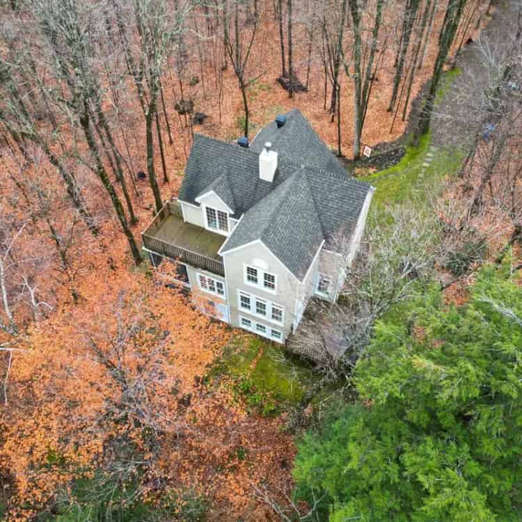 Waterfront House for Sale Kenny Lake Domaine Lakefield