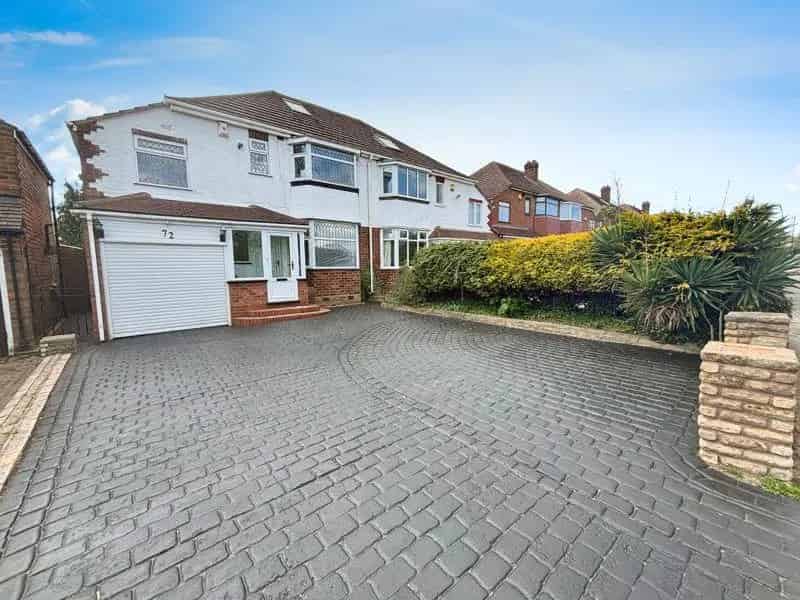 3 Bedroom Semi-Detached House for Sale