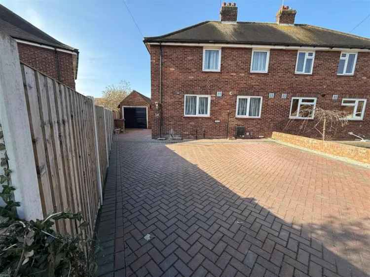 4 bedroom semi-detached house to rent