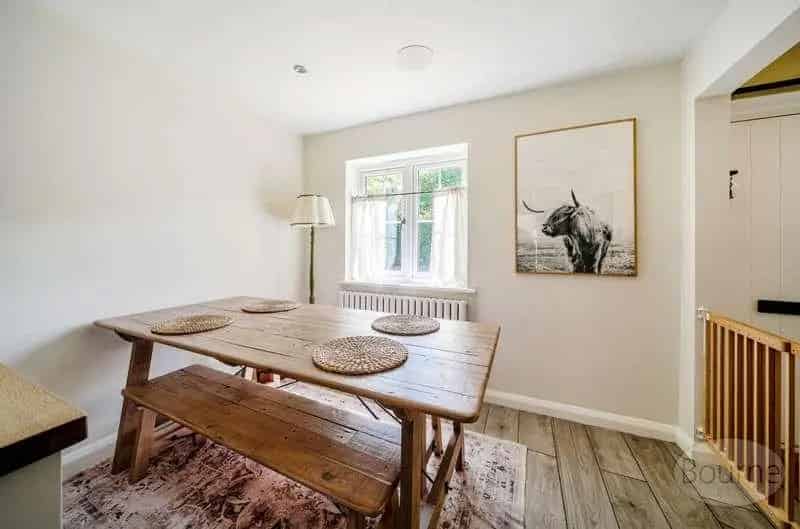 4 Bed Detached Cottage For Sale Farnham