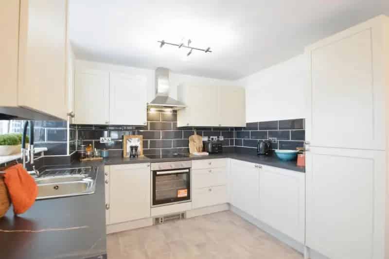 3 Bedroom Detached House For Sale Plot 80