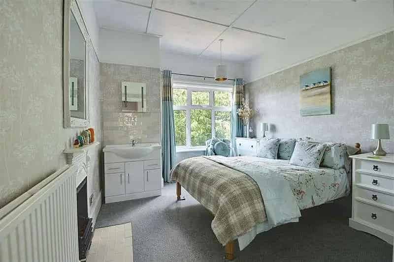 4 Bed Victorian House for Sale