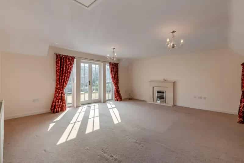 4 Bedroom Townhouse Near York City Centre
