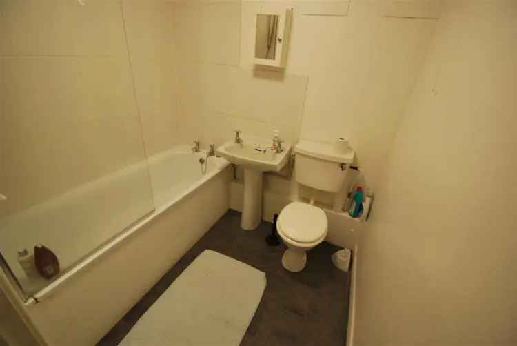 Furnished 1 Bedroom Apartment Bath City Centre Zero Deposit