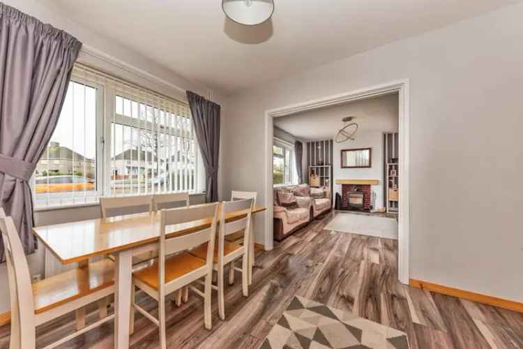 3 Bedroom House with Wood Burner and Garden