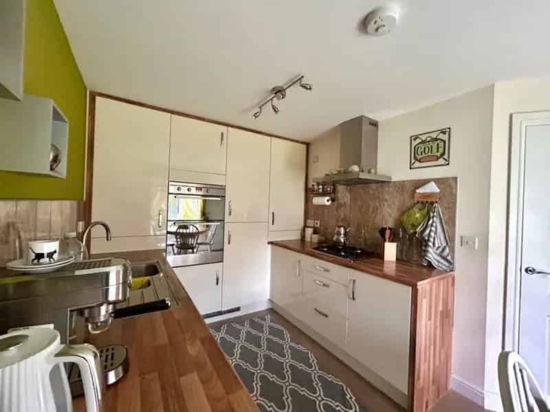 3 Bedroom House For Sale