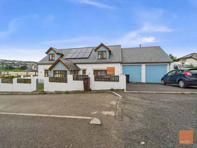 3 Bedroom Detached House Near Perranporth Beach