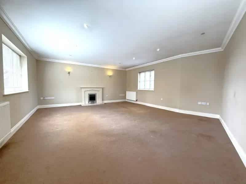 2 Bedroom Coach House For Sale Near Colchester Hospital