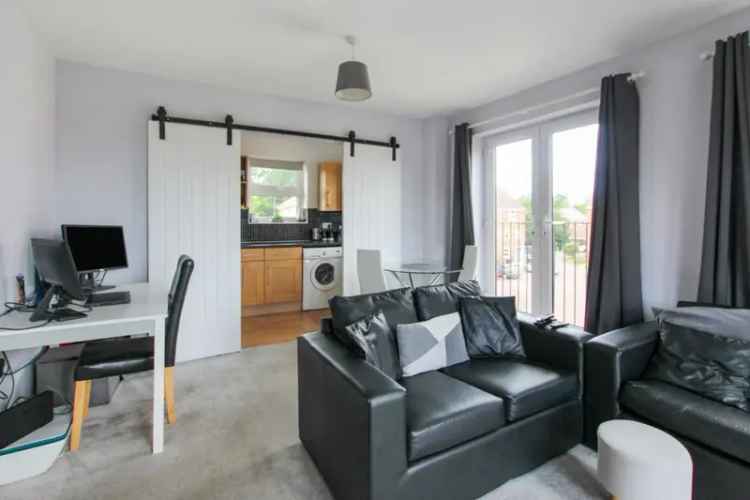 2 Bedroom Flat for Sale - Heath Meadow Development