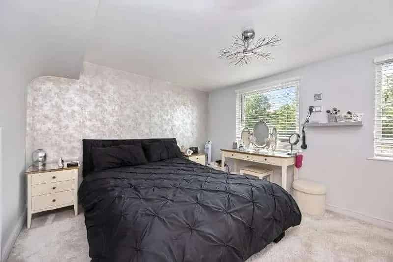 4 Bed House for Sale in Brighton - Spacious Family Home