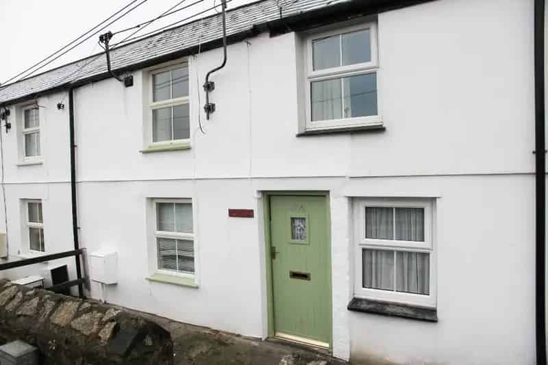 2 Bedroom Terraced House to Rent St Austell