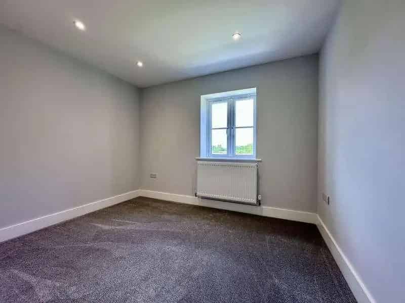 3 Bed Detached House For Sale