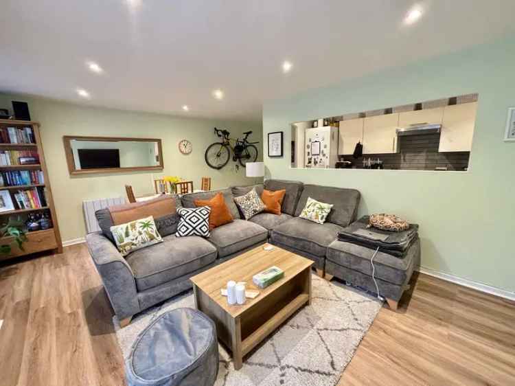 2 Bedroom Apartment Castlefield City Living Secure Parking