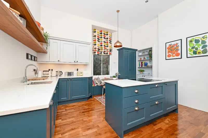 2 Bedroom Furnished Flat to Rent in Bruntsfield
