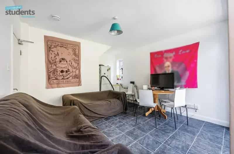 1 Bedroom Detached House Bills Included Student Property