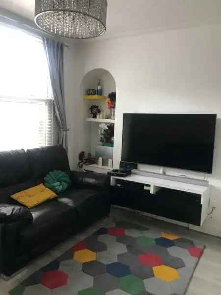 House For Rent in London, England