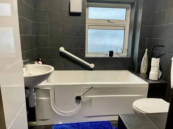 Semi Detached Council House Near Uxbridge Town Centre