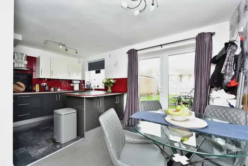 3 Bedroom Semi Detached House for Sale Sheffield S9