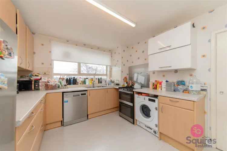 2 Bedroom Flat House to Rent