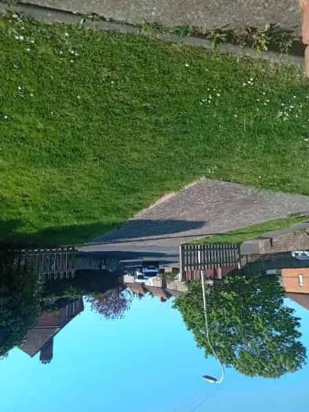 Ground Floor Property with Large Garden and Private Driveway