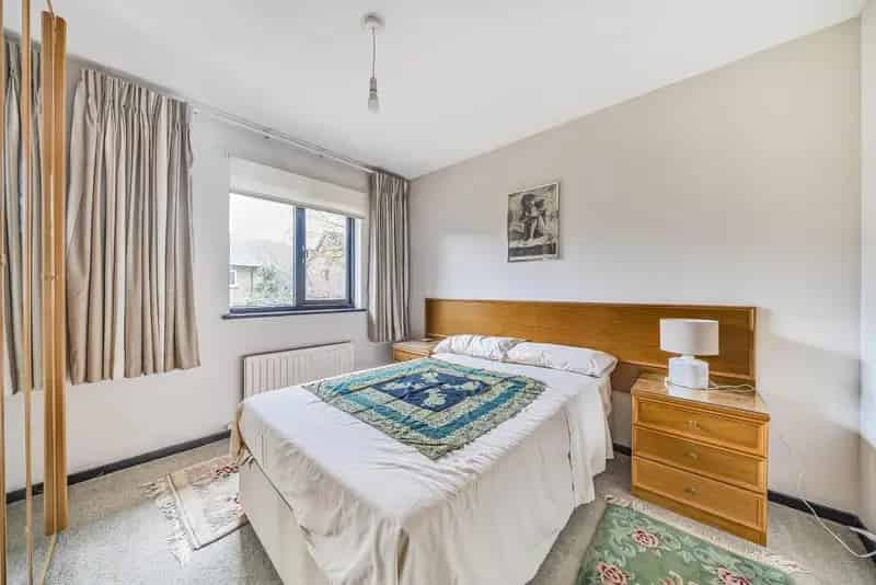 3 Bedroom House with Garage Camberwell