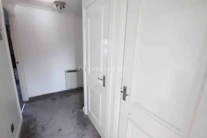 1 Bedroom Apartment House to Rent