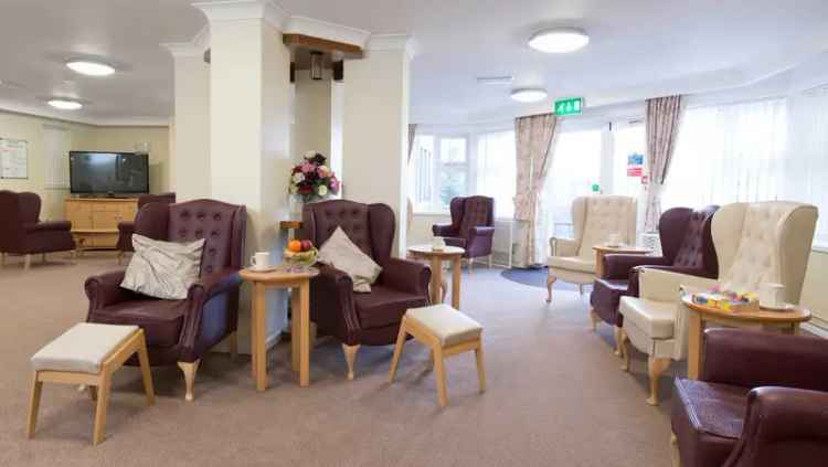 Eric Morecambe House Care Home: Dementia & Residential Care for the Elderly