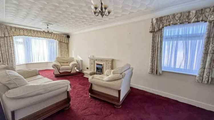 3 Bedroom Chalet Bungalow For Sale Westbury