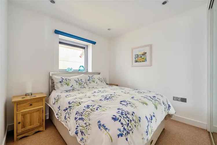 2 Bedroom Apartment for Sale in Newquay