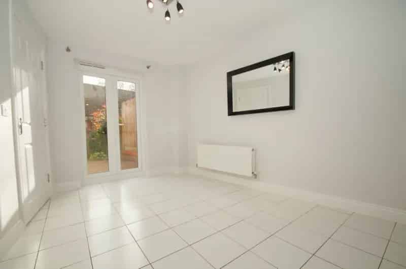 5 Bedroom House To Rent