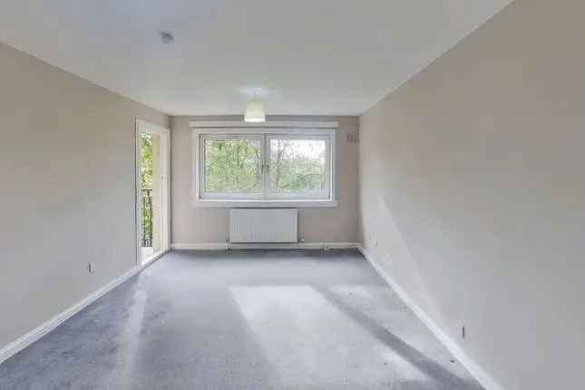 Flat to rent in Clouston Court, Glasgow G20