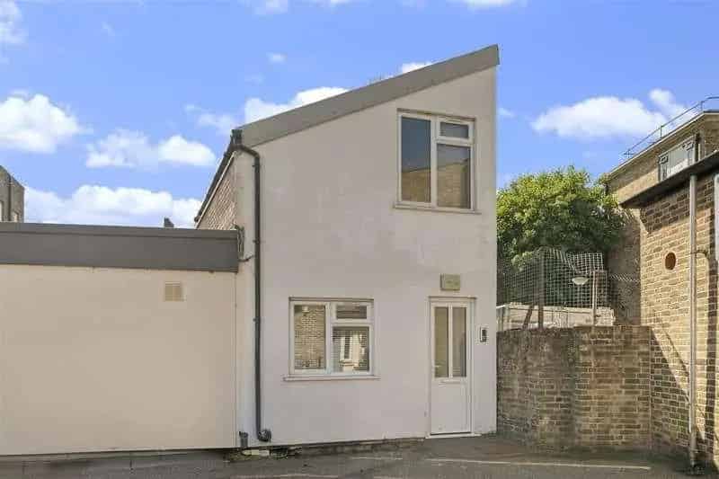 1 bed flat for sale