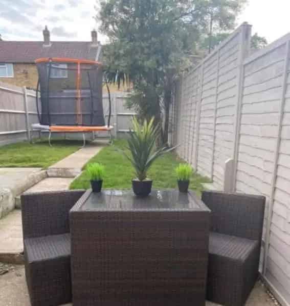Charming House with Gardens - Right to Buy Opportunity