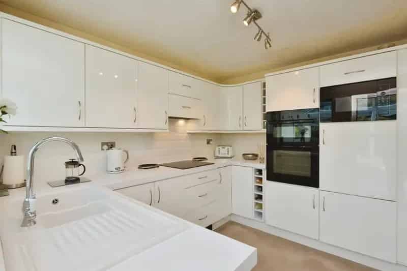 Four Bedroom Detached House Great Holm Milton Keynes