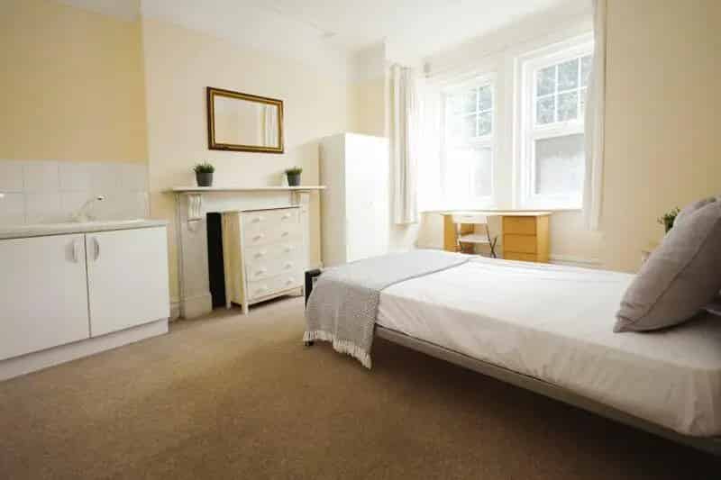 7 Bedroom Detached House HMO Bournemouth