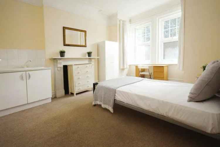7 Bedroom Detached House HMO Bournemouth