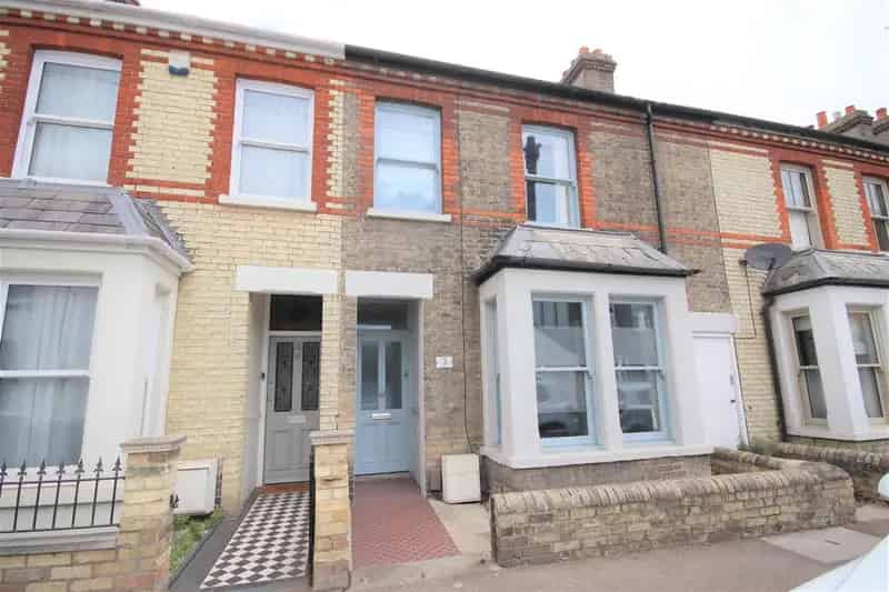 4 Bedroom Terraced House to Rent Near City Centre